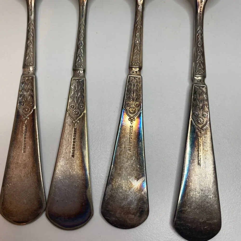 SET OF 4 ANTIQUE REED & BARTON 